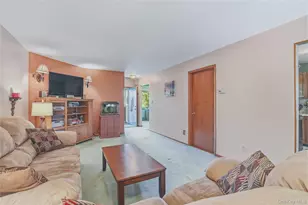 324 Walnut Ave, New Windsor, NY 12553 - Photo 4
