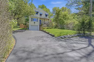 324 Walnut Avenue, New Windsor, NY 12553 - Photo 1