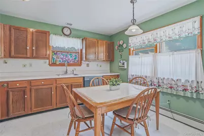 324 Walnut Avenue, New Windsor, NY 12553 - Photo 6