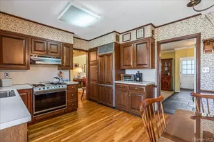 217-53 Kingsbury Ave, Oakland Gardens, NY 11364 - Photo 12