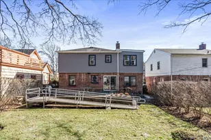 217-53 Kingsbury Ave, Oakland Gardens, NY 11364 - Photo 32