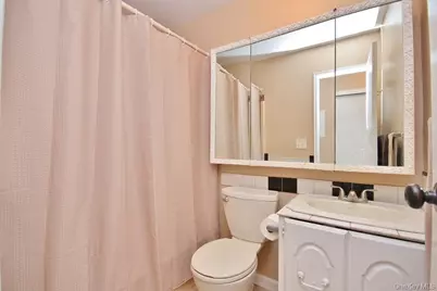 362 Sierra Vista Lane, Valley Cottage, NY 10989 - Photo 16