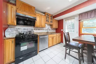 2544 New York Ave, Huntington, NY 11747 - Photo 8