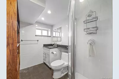 844 Flanders Drive, Valley Stream, NY 11581 - Photo 24