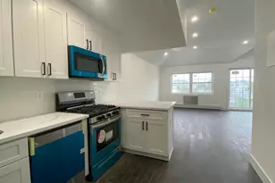 6-05 Barbadoes Dr, Arverne, NY 11692 - Photo 8