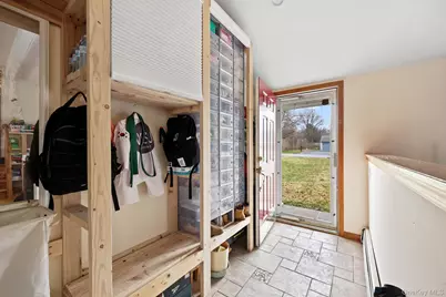 2881 Meadowcrest Drive, Yorktown Heights, NY 10598 - Photo 2