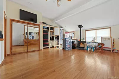 2881 Meadowcrest Drive, Yorktown Heights, NY 10598 - Photo 4