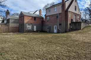 374 South St, Newburgh, NY 12550 - Photo 16