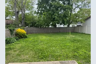 8 Deans Lane, Bayville, NY 11709 - Photo 16
