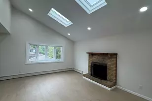 8 Deans Ln, Bayville, NY 11709 - Photo 10