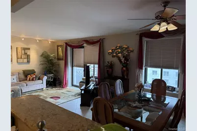 100 W Broadway #6L, Long Beach, NY 11561 - Photo 4