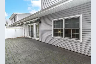 174 Pond View Drive, Port Washington, NY 11050 - Photo 26