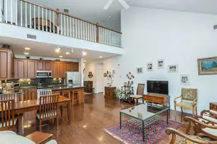 174 Pond View Dr, Port Washington, NY 11050 - Photo 10