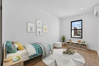 52 28th Avenue, Brooklyn, NY 11214 - Photo 6