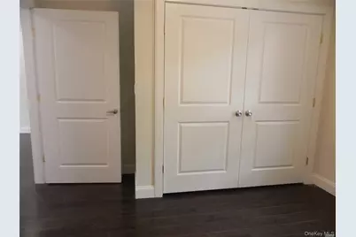 3 Bryant Avenue #C, Roslyn, NY 11576 - Photo 16