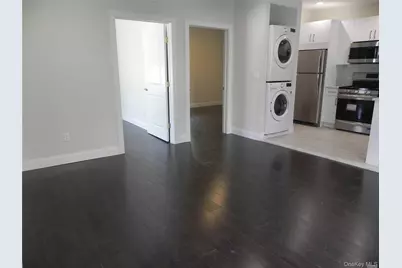 3 Bryant Avenue #C, Roslyn, NY 11576 - Photo 8