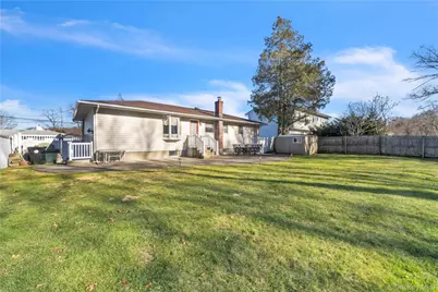1408 Saint Louis Avenue, Bay Shore, NY 11706 - Photo 30