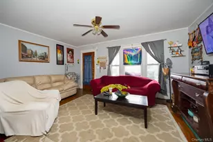 42 Manitou Ave, Poughkeepsie, NY 12603 - Photo 4