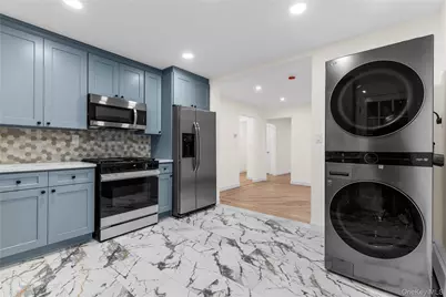 27 Mountain Avenue #1, Mount Kisco, NY 10549 - Photo 4