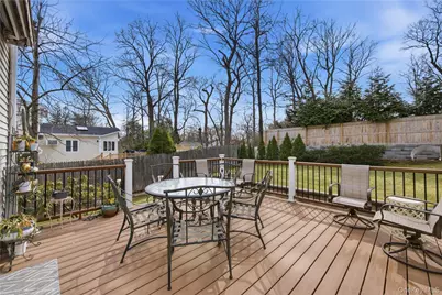 26 Bowden Drive, Huntington Station, NY 11746 - Photo 32