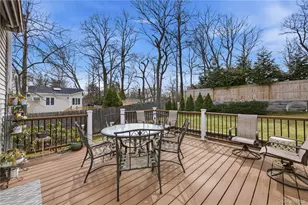 26 Bowden Dr, Huntington Station, NY 11746 - Photo 32