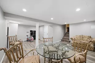 26 Bowden Dr, Huntington Station, NY 11746 - Photo 22