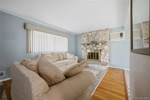 26 Bowden Dr, Huntington Station, NY 11746 - Photo 8