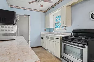 53-53 61st St, Maspeth, NY 11378 - Photo 4