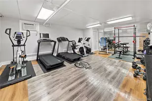 2035 Central Park, Yonkers, NY 10710 - Photo 14