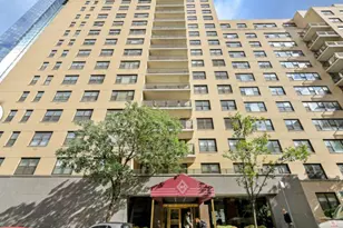 165 W 66th St, New York, NY 10023 - Photo 8