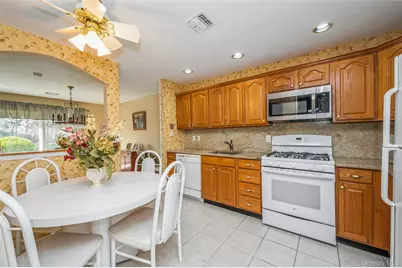 326 Erin Lane, East Setauket, NY 11733 - Photo 14