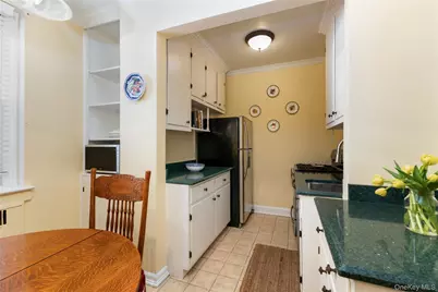 35 Parkview Avenue #1D, Bronxville, NY 10708 - Photo 24