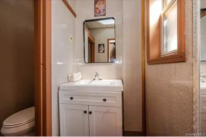 2918 Bruckner Boulevard, Bronx, NY 10465 - Photo 10