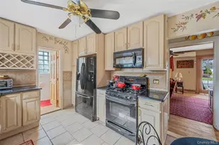 175 Rockaway Pkwy, Valley Stream, NY 11580 - Photo 22