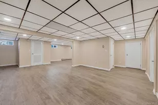 365 Clay Pitts Rd, East Northport, NY 11731 - Photo 18