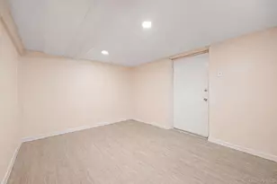 365 Clay Pitts Rd, East Northport, NY 11731 - Photo 22