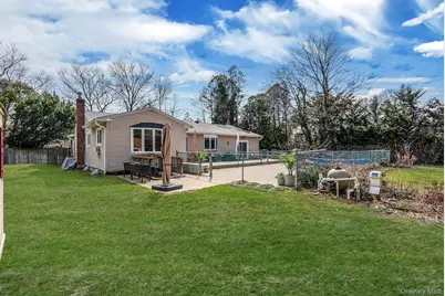 365 Clay Pitts Road, East Northport, NY 11731 - Photo 38