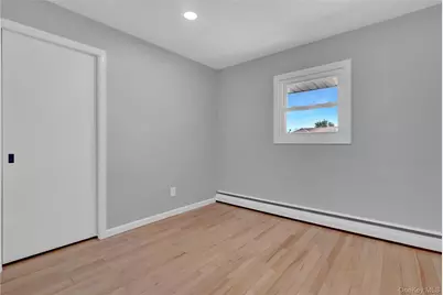 19 Gardenia Drive, Commack, NY 11725 - Photo 8