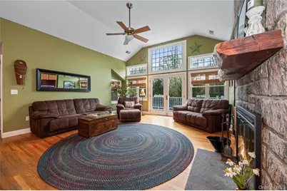 102 Warren Street, Somers, NY 10589 - Photo 10