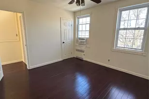 52-16 69th Pl, Maspeth, NY 11378 - Photo 8