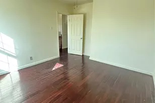 52-16 69th Pl, Maspeth, NY 11378 - Photo 10