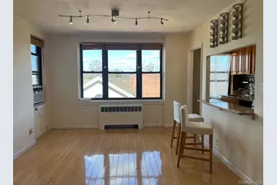 1 Maple Drive #3H, Great Neck, NY 11021 - Photo 2