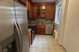 230 Pelham Rd, New Rochelle, NY 10805 - Photo 2