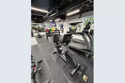 230 Pelham Road #2E, New Rochelle, NY 10805 - Photo 16