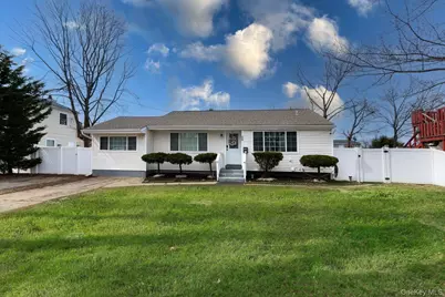 178 Timberline Drive, Brentwood, NY 11717 - Photo 1