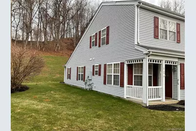 17 Tall Tree Lane, Poughkeepsie, NY 12601 - Photo 2