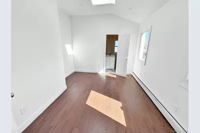 37 Lancaster Place, Hempstead, NY 11550 - Photo 32