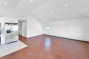 37 Lancaster Pl, Hempstead, NY 11550 - Photo 16