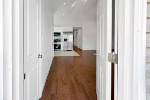 37 Lancaster Pl, Hempstead, NY 11550 - Photo 14