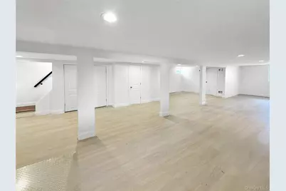 37 Lancaster Place, Hempstead, NY 11550 - Photo 40